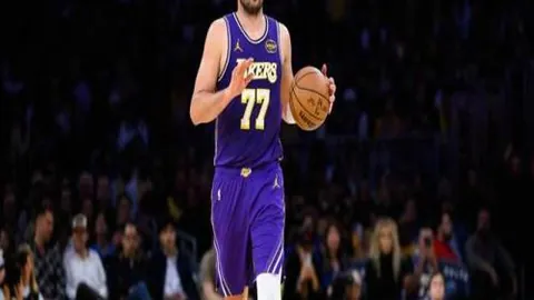 “蓝军红魔再燃激情！切尔西与阿森纳联赛杯半决赛巅峰对决，历史交锋再掀波澜！”